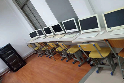 计算机实训室(图1)